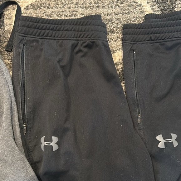 Bundle of men’s under armour pants - Picture 5 of 12